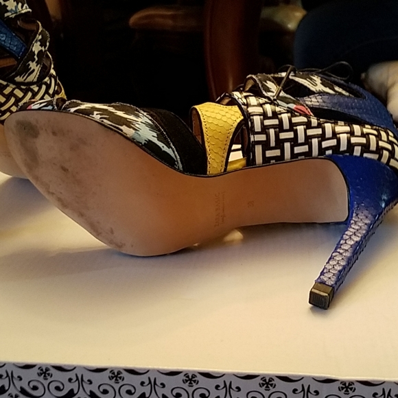 Zara Basic Heels - Picture 3 of 3